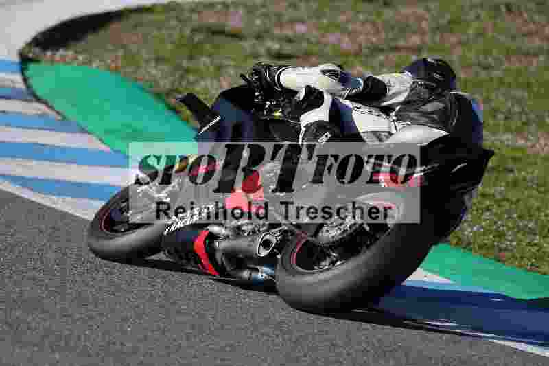 Archiv-2025/02 28.-31.01.2025 Moto Center Thun Jerez/gruen-green/backside
